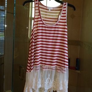 Cute  Umgee tank top with lace
